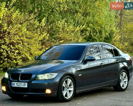 Серый БМВ 3 Серия, объемом двигателя 2 л и пробегом 405 тыс. км за 7999 $, фото 15 на Automoto.ua