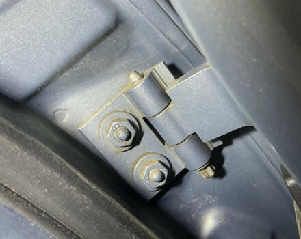 БМВ 3 Серия 2006 в Чернигове на Automoto.ua Серый БМВ 3 Серия, объемом двигателя 2 л и пробегом 260 тыс. км за 7500 $, фото 11 на Automoto.ua