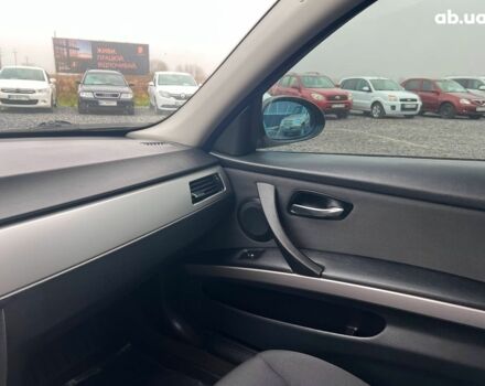 Серый БМВ 3 Серия, объемом двигателя 2 л и пробегом 217 тыс. км за 8990 $, фото 24 на Automoto.ua