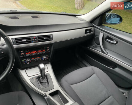 Серый БМВ 3 Серия, объемом двигателя 2 л и пробегом 217 тыс. км за 8500 $, фото 81 на Automoto.ua