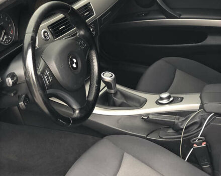 Сірий БМВ 3 Серія, об'ємом двигуна 2 л та пробігом 271 тис. км за 8200 $, фото 31 на Automoto.ua