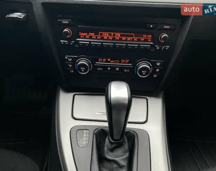 Серый БМВ 3 Серия, объемом двигателя 2 л и пробегом 217 тыс. км за 8500 $, фото 84 на Automoto.ua