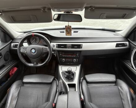 Серый БМВ 3 Серия, объемом двигателя 2 л и пробегом 266 тыс. км за 5999 $, фото 9 на Automoto.ua