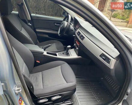 Серый БМВ 3 Серия, объемом двигателя 2 л и пробегом 217 тыс. км за 8500 $, фото 65 на Automoto.ua
