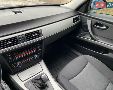 Серый БМВ 3 Серия, объемом двигателя 2 л и пробегом 217 тыс. км за 8500 $, фото 106 на Automoto.ua