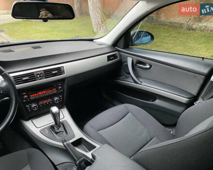 Серый БМВ 3 Серия, объемом двигателя 2 л и пробегом 217 тыс. км за 8500 $, фото 76 на Automoto.ua