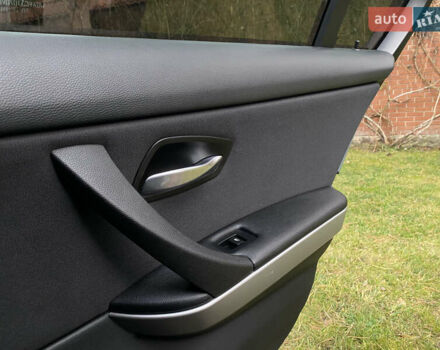 Серый БМВ 3 Серия, объемом двигателя 2 л и пробегом 217 тыс. км за 8500 $, фото 74 на Automoto.ua