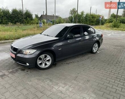 Серый БМВ 3 Серия, объемом двигателя 2 л и пробегом 223 тыс. км за 7500 $, фото 13 на Automoto.ua