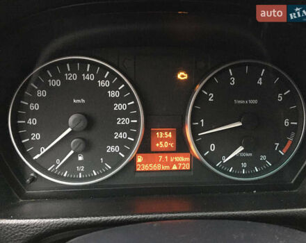 Серый БМВ 3 Серия, объемом двигателя 2 л и пробегом 236 тыс. км за 5800 $, фото 9 на Automoto.ua