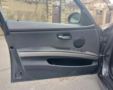 Сірий БМВ 3 Серія, об'ємом двигуна 2 л та пробігом 273 тис. км за 9290 $, фото 8 на Automoto.ua