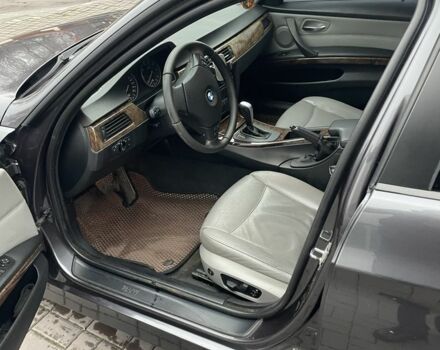 Серый БМВ 3 Серия, объемом двигателя 2 л и пробегом 308 тыс. км за 7700 $, фото 9 на Automoto.ua
