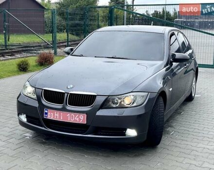 Серый БМВ 3 Серия, объемом двигателя 2 л и пробегом 223 тыс. км за 7500 $, фото 8 на Automoto.ua