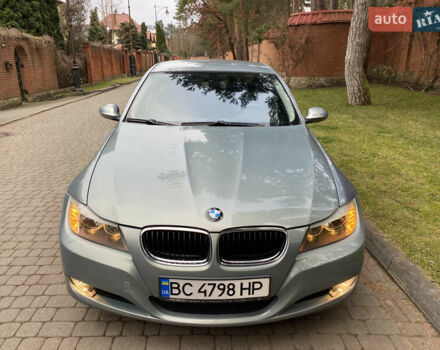Серый БМВ 3 Серия, объемом двигателя 2 л и пробегом 217 тыс. км за 8500 $, фото 23 на Automoto.ua