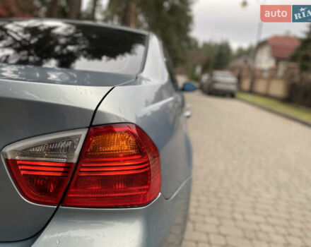 Серый БМВ 3 Серия, объемом двигателя 2 л и пробегом 217 тыс. км за 8500 $, фото 26 на Automoto.ua