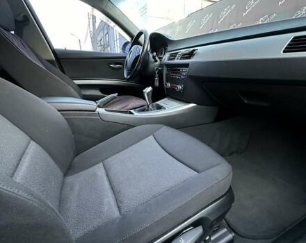 Серый БМВ 3 Серия, объемом двигателя 2 л и пробегом 251 тыс. км за 7300 $, фото 18 на Automoto.ua