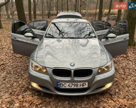 Серый БМВ 3 Серия, объемом двигателя 2 л и пробегом 217 тыс. км за 8500 $, фото 35 на Automoto.ua