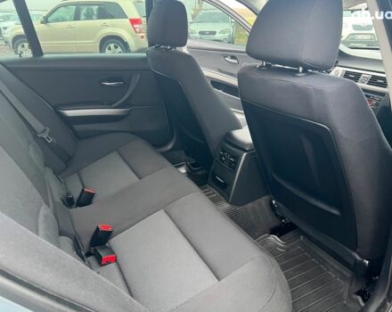 Серый БМВ 3 Серия, объемом двигателя 2 л и пробегом 217 тыс. км за 8990 $, фото 30 на Automoto.ua