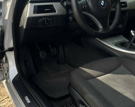 Серый БМВ 3 Серия, объемом двигателя 2 л и пробегом 280 тыс. км за 7200 $, фото 16 на Automoto.ua