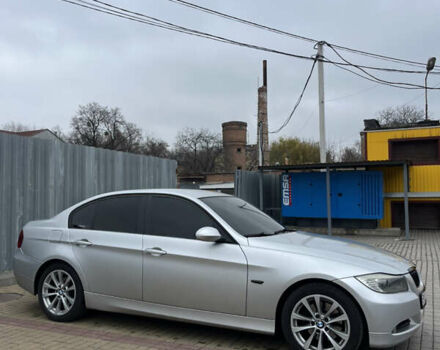 Серый БМВ 3 Серия, объемом двигателя 2 л и пробегом 280 тыс. км за 7200 $, фото 4 на Automoto.ua