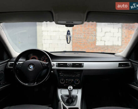 Серый БМВ 3 Серия, объемом двигателя 2 л и пробегом 303 тыс. км за 5500 $, фото 34 на Automoto.ua