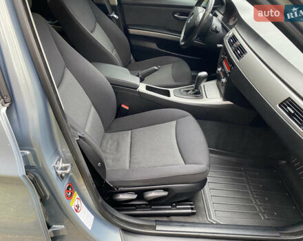 Серый БМВ 3 Серия, объемом двигателя 2 л и пробегом 217 тыс. км за 8500 $, фото 66 на Automoto.ua