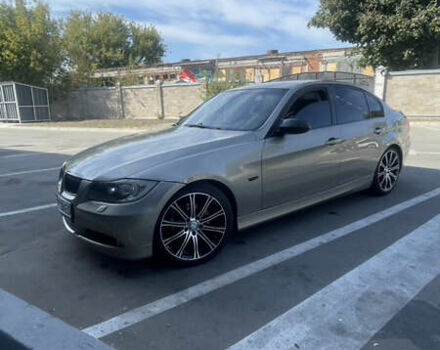 Серый БМВ 3 Серия, объемом двигателя 2 л и пробегом 265 тыс. км за 7500 $, фото 1 на Automoto.ua