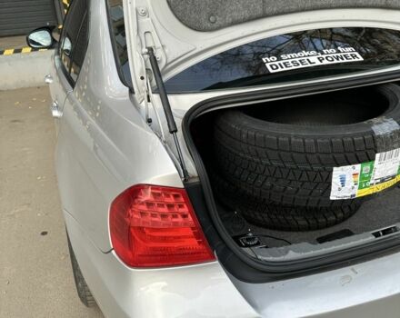 Серый БМВ 3 Серия, объемом двигателя 0 л и пробегом 230 тыс. км за 10200 $, фото 1 на Automoto.ua