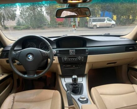 Сірий БМВ 3 Серія, об'ємом двигуна 2 л та пробігом 260 тис. км за 3200 $, фото 5 на Automoto.ua
