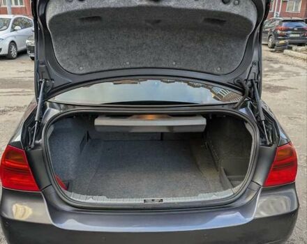 Серый БМВ 3 Серия, объемом двигателя 2 л и пробегом 267 тыс. км за 8700 $, фото 6 на Automoto.ua