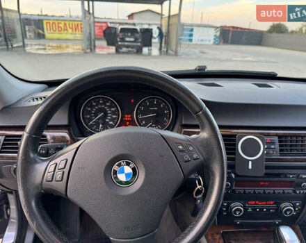 Серый БМВ 3 Серия, объемом двигателя 3 л и пробегом 208 тыс. км за 9300 $, фото 14 на Automoto.ua