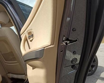 Серый БМВ 3 Серия, объемом двигателя 2 л и пробегом 144 тыс. км за 8500 $, фото 17 на Automoto.ua