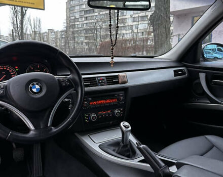 Сірий БМВ 3 Серія, об'ємом двигуна 2 л та пробігом 325 тис. км за 7900 $, фото 7 на Automoto.ua
