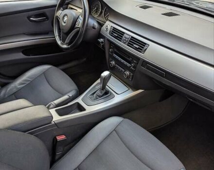 Серый БМВ 3 Серия, объемом двигателя 2 л и пробегом 267 тыс. км за 8700 $, фото 8 на Automoto.ua