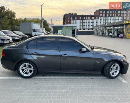 Серый БМВ 3 Серия, объемом двигателя 3 л и пробегом 208 тыс. км за 9300 $, фото 16 на Automoto.ua