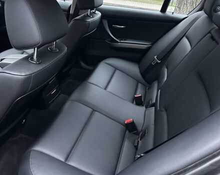 Сірий БМВ 3 Серія, об'ємом двигуна 2 л та пробігом 325 тис. км за 7900 $, фото 4 на Automoto.ua