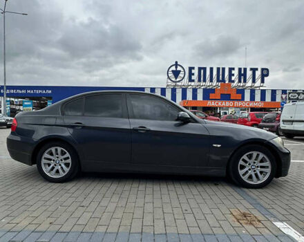 Серый БМВ 3 Серия, объемом двигателя 2 л и пробегом 230 тыс. км за 7950 $, фото 3 на Automoto.ua