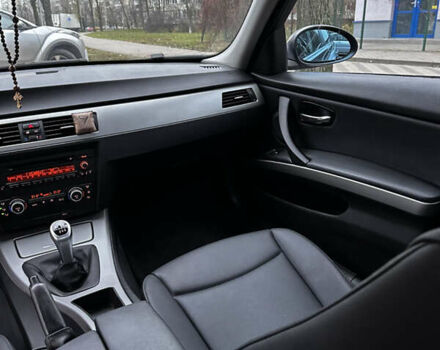 Сірий БМВ 3 Серія, об'ємом двигуна 2 л та пробігом 325 тис. км за 7900 $, фото 8 на Automoto.ua