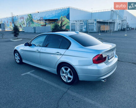 Серый БМВ 3 Серия, объемом двигателя 2 л и пробегом 223 тыс. км за 7800 $, фото 9 на Automoto.ua