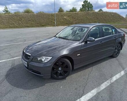 Серый БМВ 3 Серия, объемом двигателя 2 л и пробегом 144 тыс. км за 8500 $, фото 5 на Automoto.ua