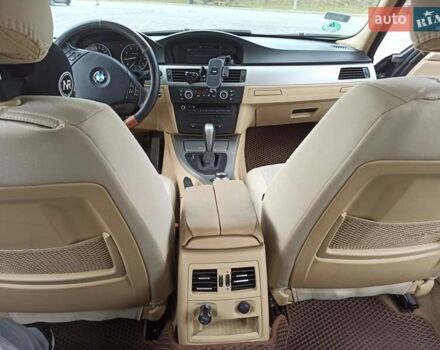 Серый БМВ 3 Серия, объемом двигателя 2 л и пробегом 144 тыс. км за 8500 $, фото 12 на Automoto.ua