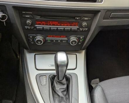 Серый БМВ 3 Серия, объемом двигателя 2 л и пробегом 267 тыс. км за 8700 $, фото 46 на Automoto.ua