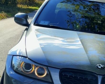 БМВ 3 Серия 2009 в Бурштыне на Automoto.ua Серый БМВ 3 Серия, объемом двигателя 2 л и пробегом 180 тыс. км за 8700 $, фото 1 на Automoto.ua