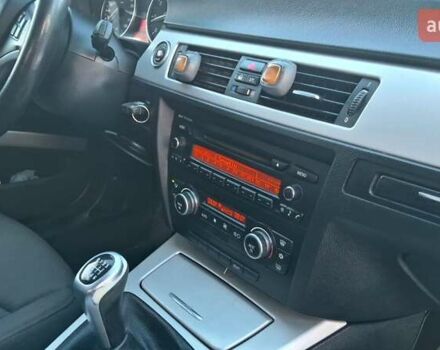 Серый БМВ 3 Серия, объемом двигателя 1.6 л и пробегом 240 тыс. км за 7800 $, фото 29 на Automoto.ua