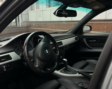 Серый БМВ 3 Серия, объемом двигателя 3 л и пробегом 224 тыс. км за 8450 $, фото 2 на Automoto.ua