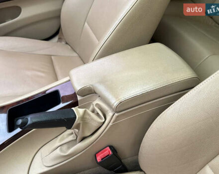 Сірий БМВ 3 Серія, об'ємом двигуна 2 л та пробігом 221 тис. км за 8500 $, фото 36 на Automoto.ua