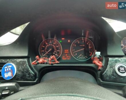 Сірий БМВ 3 Серія, об'ємом двигуна 3 л та пробігом 154 тис. км за 11000 $, фото 2 на Automoto.ua