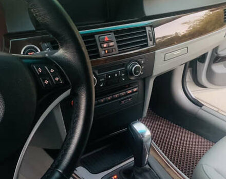 Серый БМВ 3 Серия, объемом двигателя 3 л и пробегом 300 тыс. км за 9999 $, фото 17 на Automoto.ua