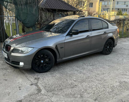 Серый БМВ 3 Серия, объемом двигателя 2.5 л и пробегом 176 тыс. км за 9100 $, фото 2 на Automoto.ua