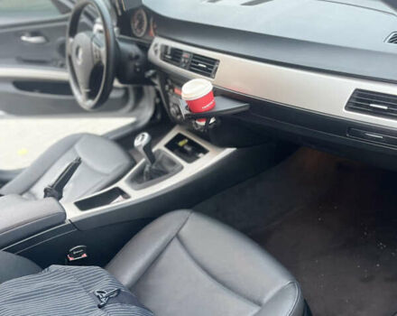 Серый БМВ 3 Серия, объемом двигателя 2.5 л и пробегом 176 тыс. км за 9100 $, фото 6 на Automoto.ua