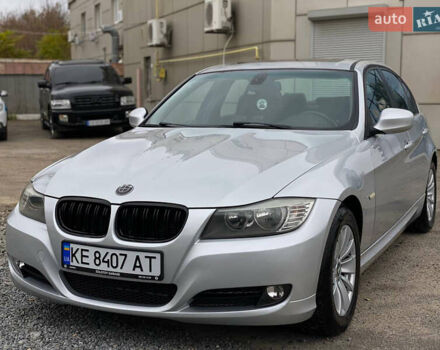 Серый БМВ 3 Серия, объемом двигателя 3 л и пробегом 227 тыс. км за 7999 $, фото 4 на Automoto.ua